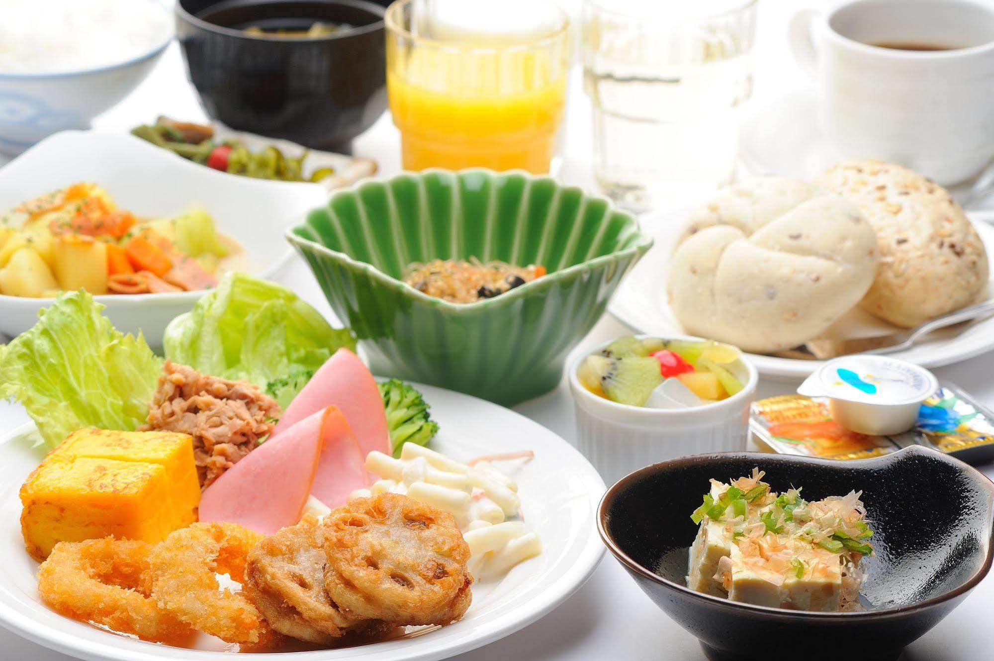 Hotel Route-Inn Mikawa Inter Hakusan Zewnętrze zdjęcie